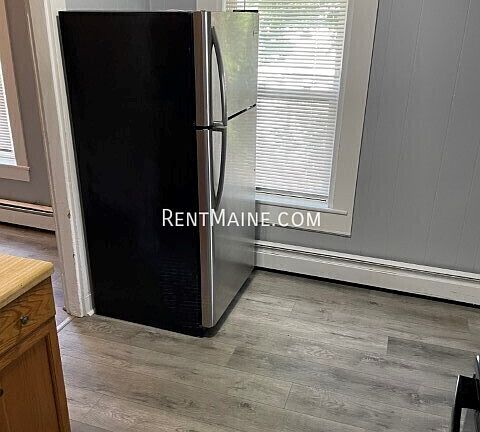 2nd image of 116 4th St APT 3