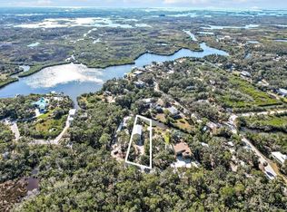 1446 S Estuary Dr, Crystal River, FL 34429