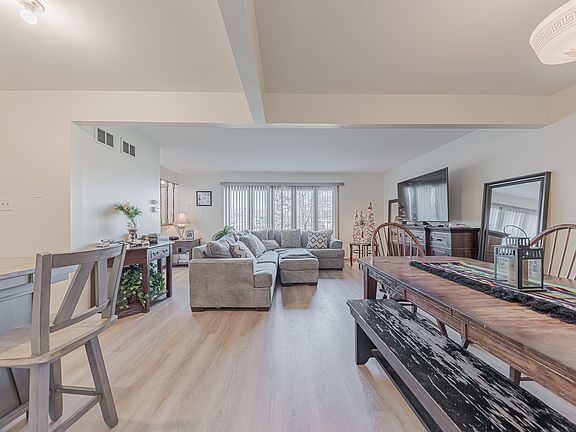 4th image of 18245 Michigan Ct #71
