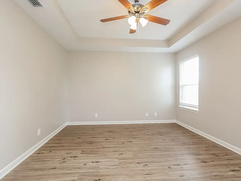 1195 Saint Andrews Dr — Photo 12