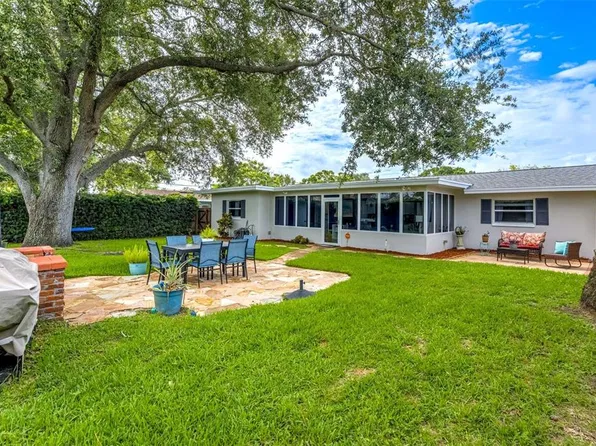 1636 LEISURE DRIVE, CLEARWATER, FL 33756