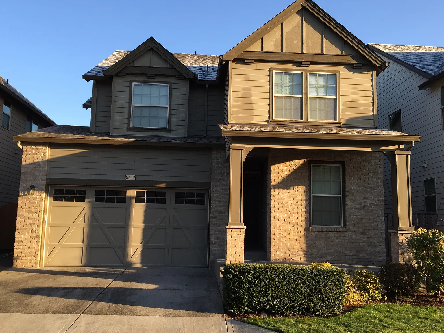 4 bed, 2.5 bath, 2252 sqft, $2,900 — Photo 1