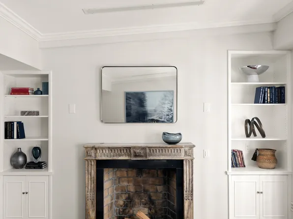 2 East 80th Street image 11 of 24