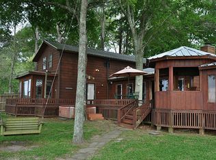 309 Emerald Ln, Onalaska, TX 77360
