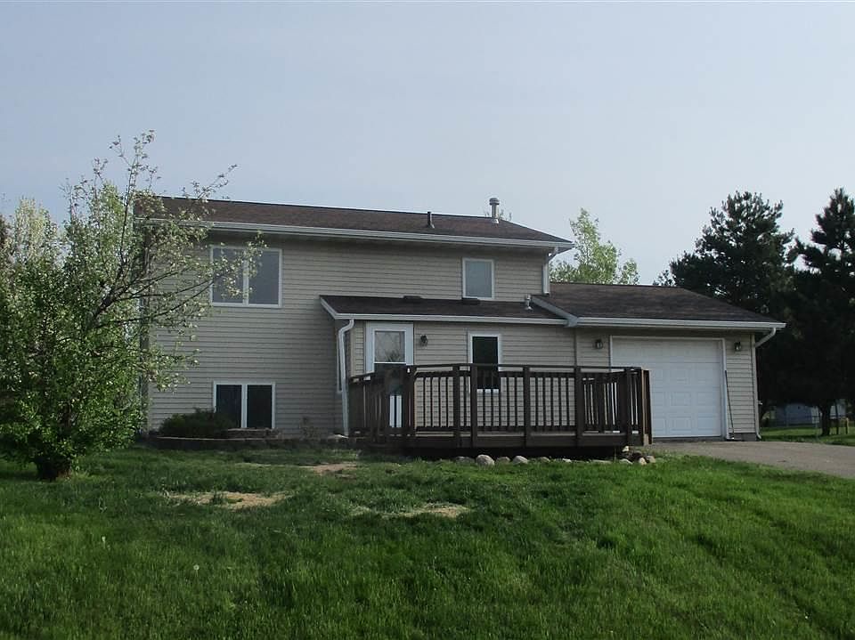 1st image of 417 1st St SW