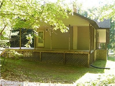 Left side and covered deck