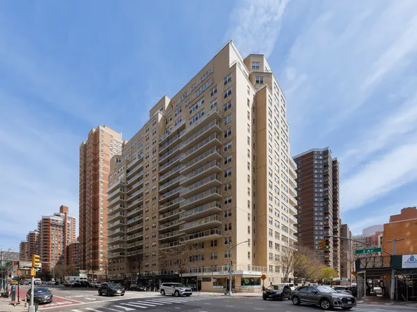 305 East 24th Street