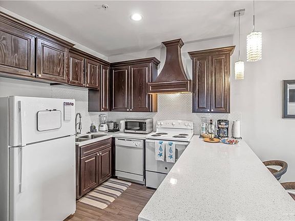5th image of 3020 S K Center St #3