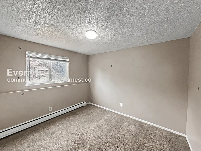 1075 Magnolia St #1 — Photo 9