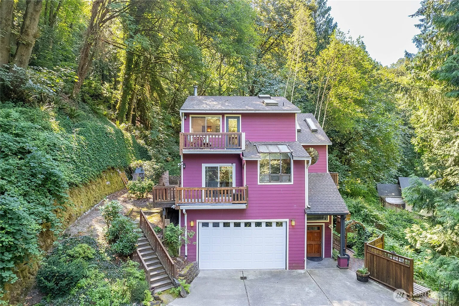13808 Holmes Point Drive NE photo 1