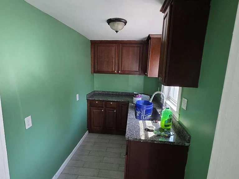 28 Lincoln St #2 — Photo 7
