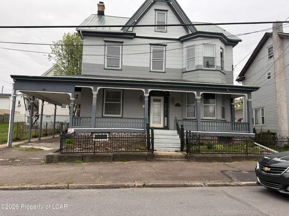 418 E Mine St, Hazleton, PA 18201