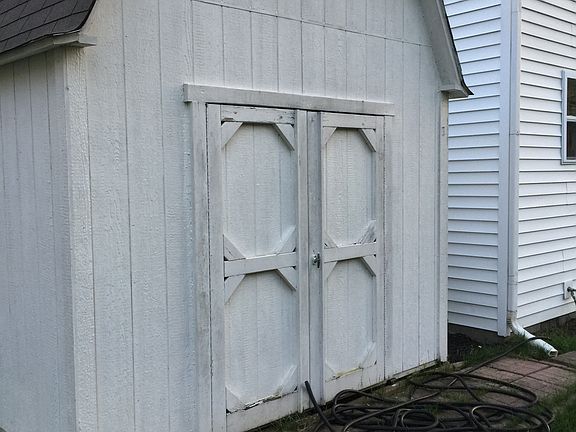 3rd image of 7218 Tresa Dr