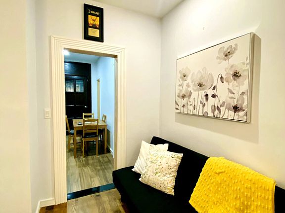 5th image of 258 Boerum St #1
