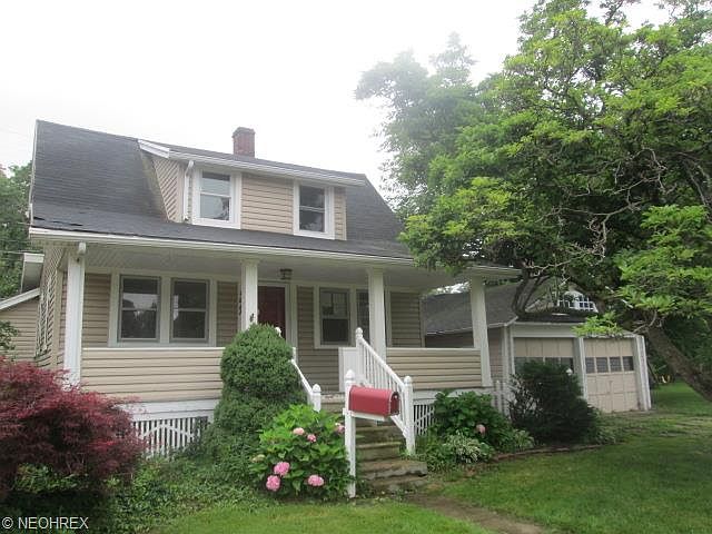 1st image of 397 Parkside Dr