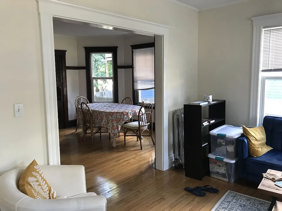 126 Auburn St #1