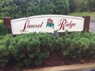 3-3 Canterbury Ct, Middletown, CT 06457