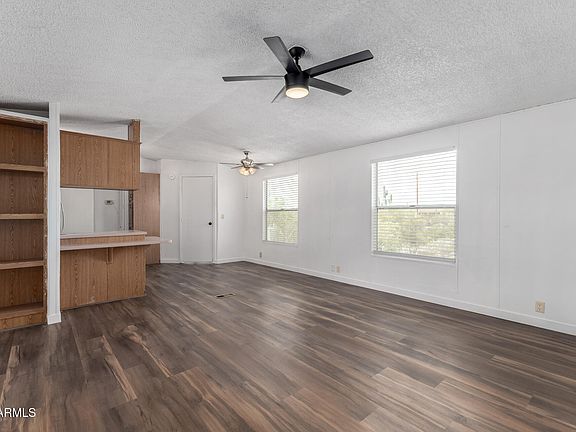 5th image of 251 N STARR Road