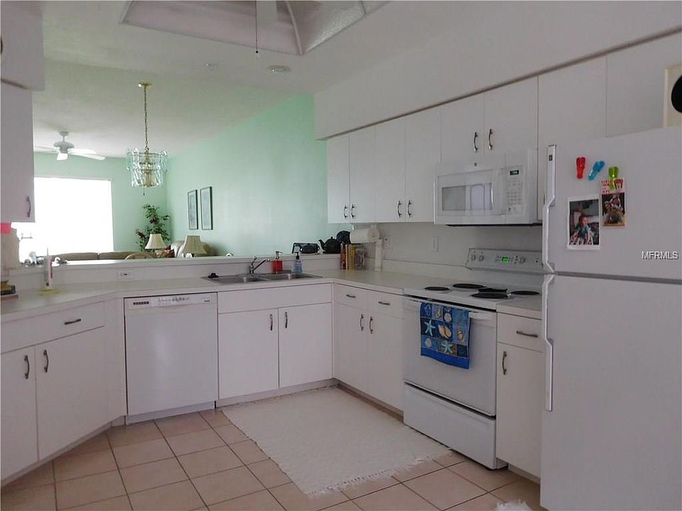 1st image of 9611 Castle Point Dr Unit 911