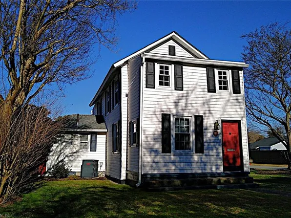 1111 Oldfield St, Hampton, VA 23663