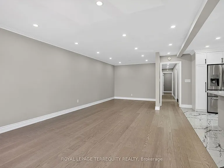1173 Shadeland Dr — Photo 9