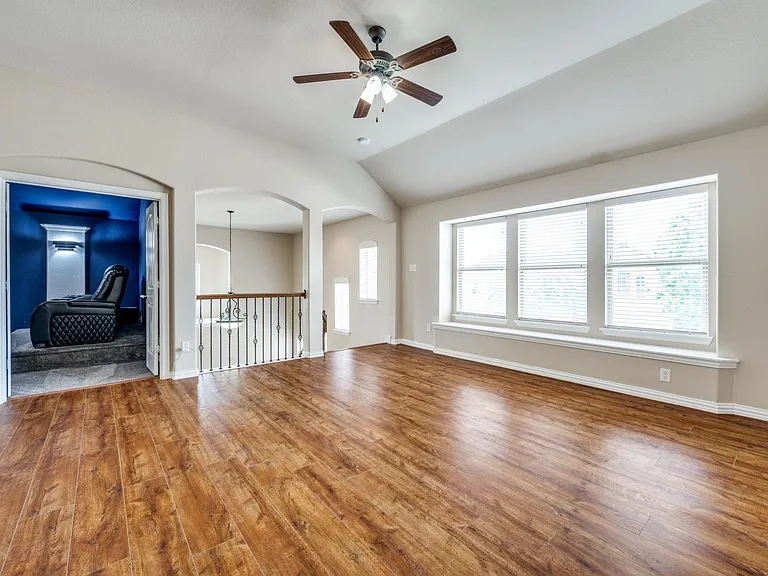 10632 Bolivar Dr — Photo 7
