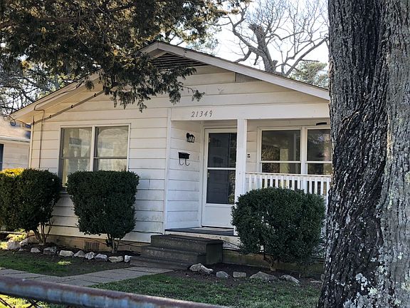 2nd image of 21349 Brighton Ave
