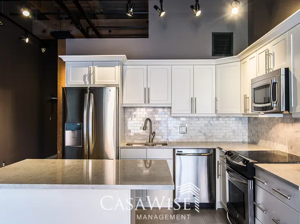 10309 107th St NW #107, Edmonton, AB T5J 1K3