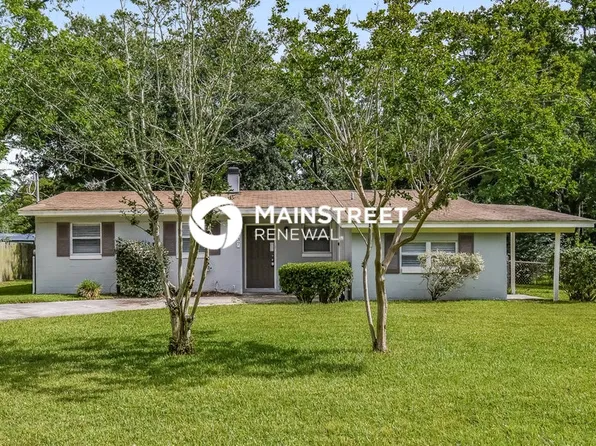 7037 Red Robin Dr, Jacksonville, FL 32210