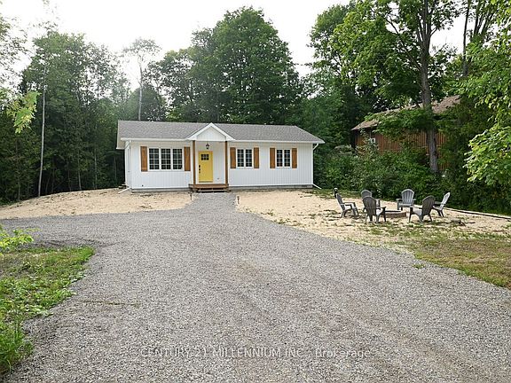 2nd image of 34 Rolling Hills Dr