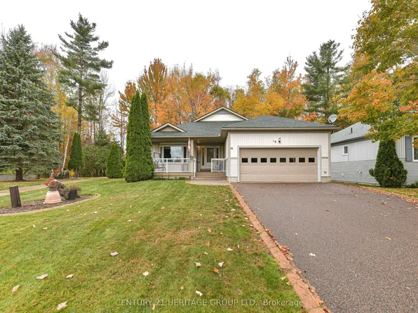19 Springwood Cres, Gravenhurst, ON P1P 1Z1