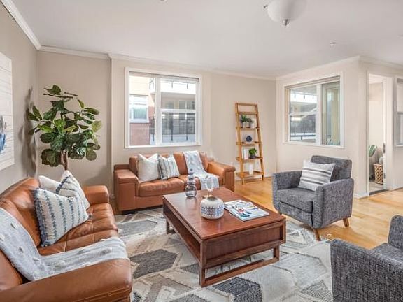 5th image of 3687 4th Ave Unit 407