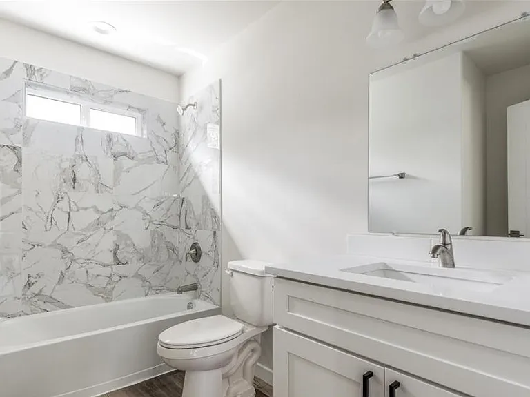 5438 E B St — Photo 7