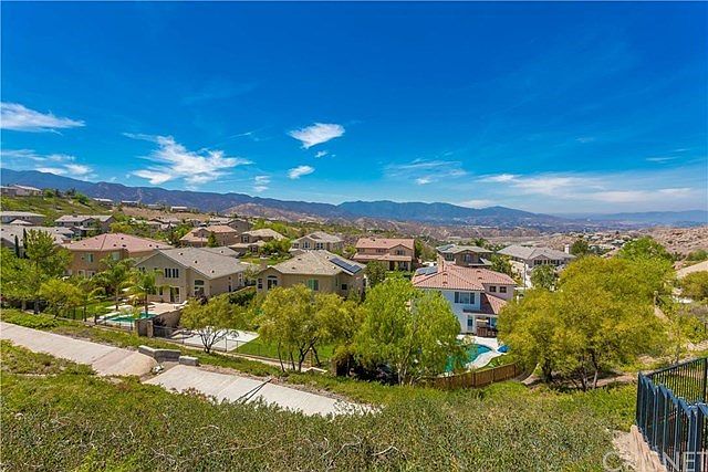 1st image of 29652 Mammoth Ln