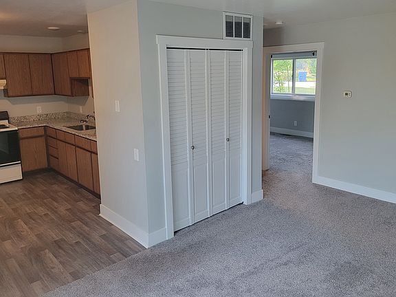 4th image of 1319 Columbus Ave #2
