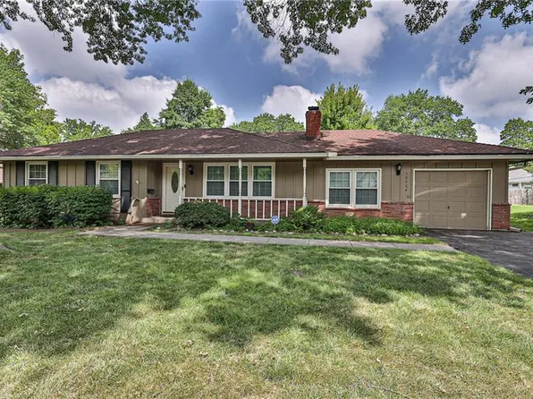 10404 E 83rd St, Raytown, MO 64138