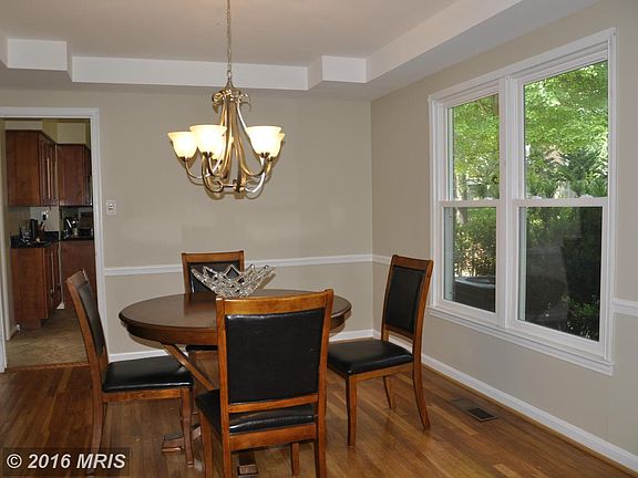 4th image of 15120 Red Clover Dr