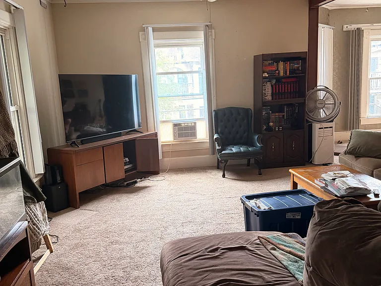 910 King St #910 — Photo 5
