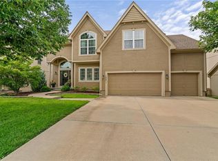 16671 W 155th Ter, Olathe, KS 66062