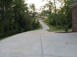 145 Shadewood Dr, Cataula, GA 31804