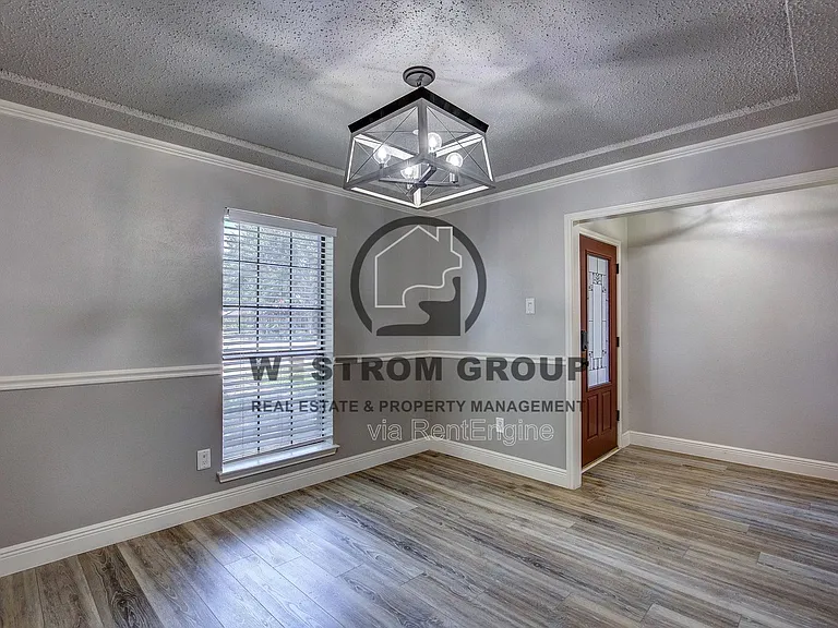 1642 Belltower Dr — Photo 10