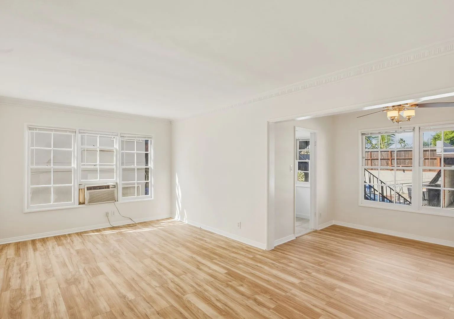 Vermont Ave Residences — Photo 1