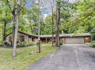 920 Oak Branch Ct, Fort Wayne, IN 46845