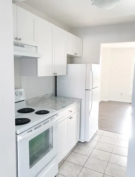 217 Admiral Dr — Photo 9