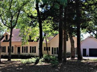 607 11th Ave N, North Myrtle Beach, SC 29582