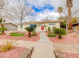 724 7th St, Boulder, NV 89005