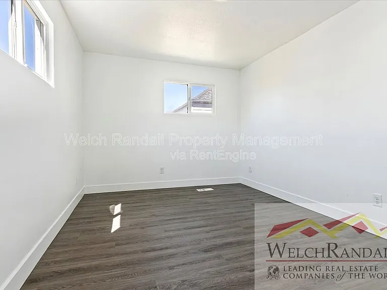 212 W 4800 S — Photo 12