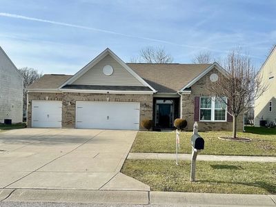 1566 Valdarno Dr, Greenwood, IN, 46143