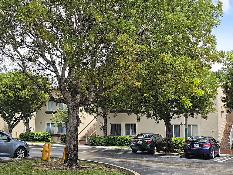 15721 SW 137th Ave #204 — Photo 9