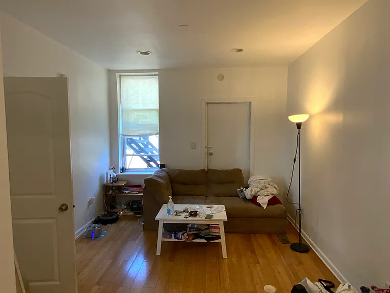 2058 W Coulter St #2 — Photo 3